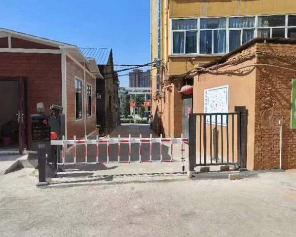洪洞县幸福小区车牌识别通道闸安装